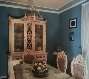 Quadrilocale in vendita a Regalbuto (Enna), Via Giuseppe Garibaldi 39