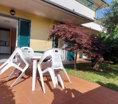 Affitto Appartamento Vacanze a Massa, Frazione Marina Di Massa