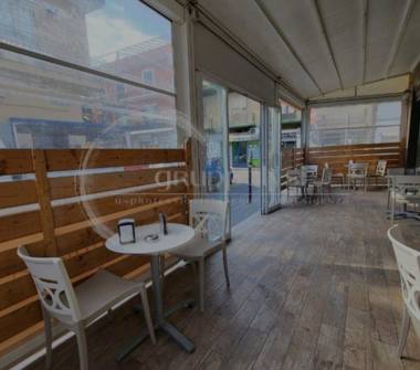 Bar in vendita a Mugnano di Napoli (Napoli), via manzoni 1