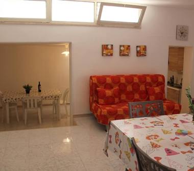 Quadrilocale in vendita a Ugento (Lecce), Via Roma 64