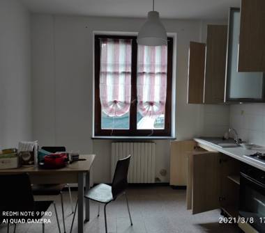 Casa indipendente in affitto a Carisio (Vercelli), Via Castello 2