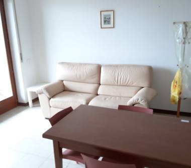 Bilocale in affitto a Verona, Zona Golosine, Via Roveggia 31