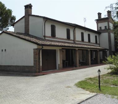 Villa in vendita a Forlì (Forlì-Cesena), rio molinaccio 4