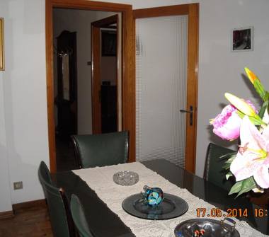 Quadrilocale in vendita a Carugo (Como)