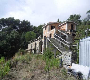 Villa in vendita a Sanremo (Imperia), Strada San Bartolomeo