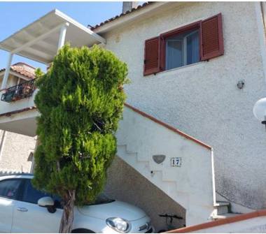 Affitto Villetta a schiera Vacanze a Santa Maria del Cedro (Cosenza), Corso del Tirreno 299