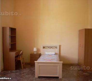 Affitto Stanza Singola a Napoli, Zona Fuorigrotta