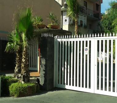 Monolocale in affitto a Catania, Zona Piazza Montessori, Via Rametta 21