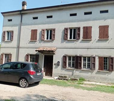 Casa indipendente in vendita a Quistello, Frazione Santa Lucia