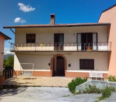 Quadrilocale in affitto a Tornimparte, Frazione Colle San Vito, Via San Vito 5