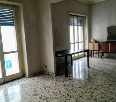 Appartamento in vendita a Catania, Zona Piazza S.M.Gesù, Via Francesco Battiato 38