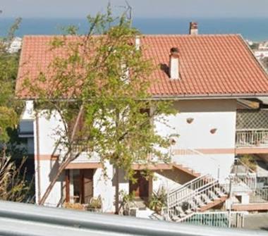 Casa indipendente in vendita a Porto San Giorgio (Fermo)