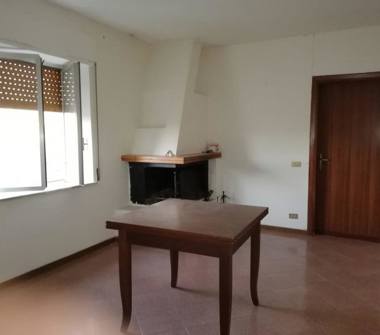 Casa indipendente in vendita a Aulla, Frazione Valenza