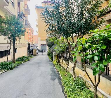 Attico in vendita a Roma, Zona Romanina, Via Pian Due Torri 46