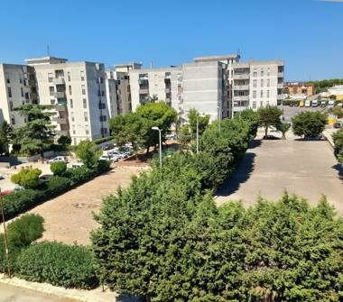 Quadrilocale in vendita a Manduria (Taranto), Via Roma 102