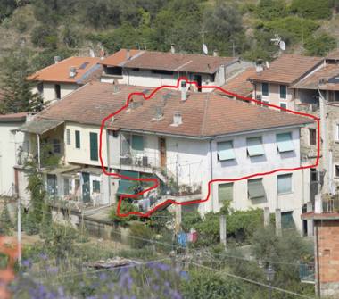 Appartamento in vendita a Dolceacqua (Imperia), Via Dante Alighieri 21