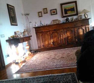 Affitto Stanza Singola a Prato, Zona Collina Di Prato, Via Augusto Righi 34