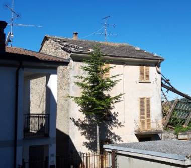 Casa indipendente in vendita a Menconico, Frazione Costa Montemartino