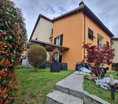 Villetta a schiera in vendita a Riccò del Golfo di Spezia, Frazione Valgraveglia, Via Graveglia 81