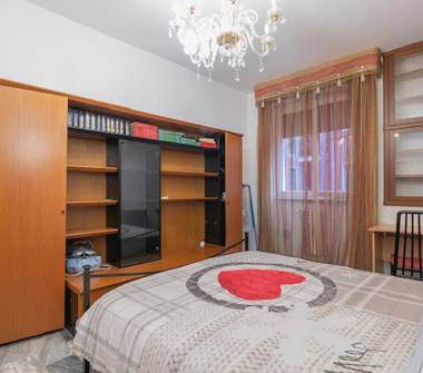 Bilocale in vendita a Milano, Zona Isola, Via Valtellina 18