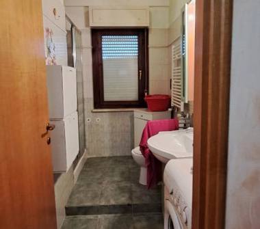 Bilocale in vendita a Ardea, Frazione Marina Di Tor San Lorenzo, Via Bergamo 26