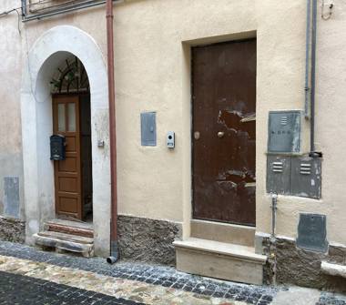 Trilocale in vendita a Stimigliano, Frazione Stimigliano Scalo, Corso Umberto 8