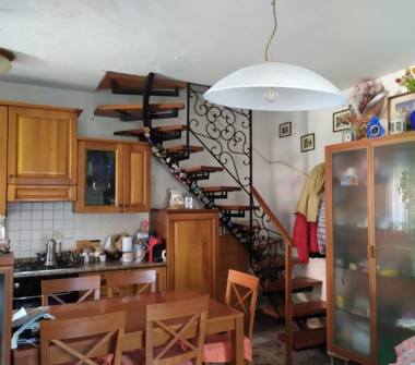 Casa indipendente in vendita a Venezia, Zona Burano, Calle della Genova 522