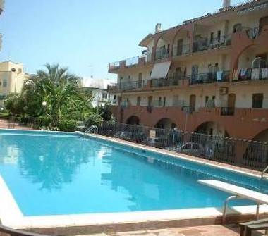 Quadrilocale in vendita a Giardini-Naxos, Frazione Recanati