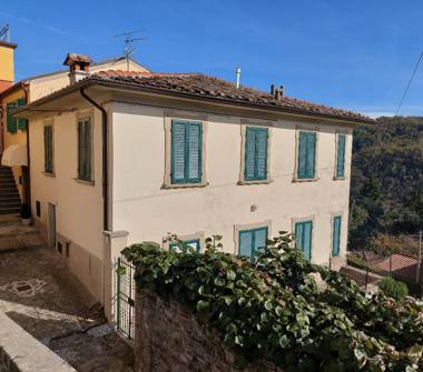 Casa indipendente in vendita a Coreglia Antelminelli (Lucca), via del forte 68