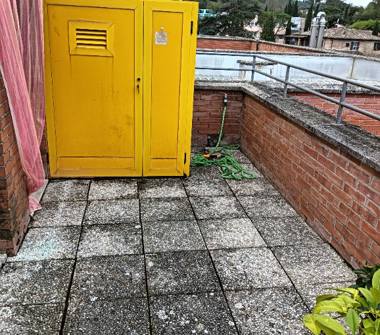 Stabile/Palazzo in vendita a Siena, Frazione Il Piano