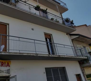 Quadrilocale in affitto a Grottaminarda (Avellino), Via Largo Mercato 0