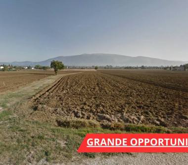 Terreno Edificabile Residenziale in vendita a Cannara, Frazione Vocabolo Collemancio, Strada Provinciale 412 0