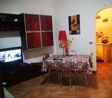 Casa indipendente in vendita a Isola di Capo Rizzuto (Crotone), Vico I Biricchini 13