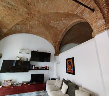 Trilocale in vendita a Pisa, Zona Centro Storico, Via Santa Bibbiana 1