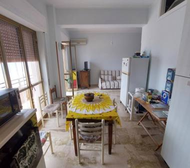 Trilocale in vendita a Siderno, Frazione Siderno Superiore, Via Nazionale 208