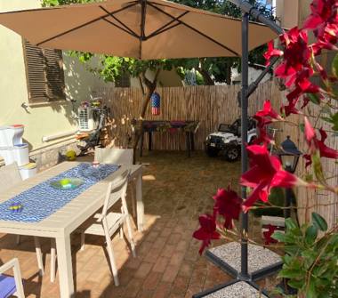 Bilocale in vendita a Minturno, Frazione Marina Di Minturno, Via Olmello 32