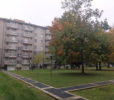 Trilocale in vendita a Milano, Zona Bonola, Via Lampugnano 156