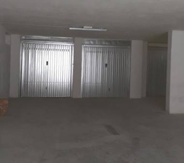 Box/Garage/Posto auto in vendita a Francavilla al Mare (Chieti), lungomare f.p. tosti 100
