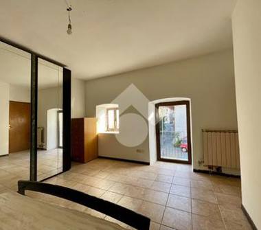 Casa indipendente in vendita a Vaie (Torino), Via I Maggio 14s