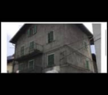 Appartamento in vendita a Edolo (Brescia), Via Canale 33