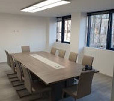 Ufficio in affitto a Prato, Zona Collina Di Prato, Via Francesco Ferrucci 49