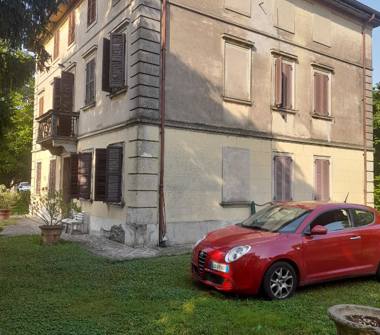 Villa in vendita a Ravarino (Modena)