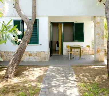 Multiproprietà in vendita a Lecce, Frazione Torre Rinalda, Via Simeone D'Antona 1