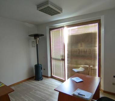 Ufficio in vendita a Montegiorgio, Frazione Piane Di Montegiorgio