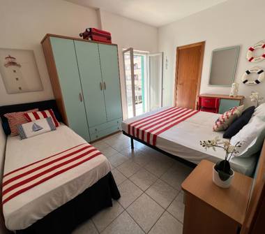 Affitto Appartamento Vacanze a Alba Adriatica (Teramo), Via Treviso 7