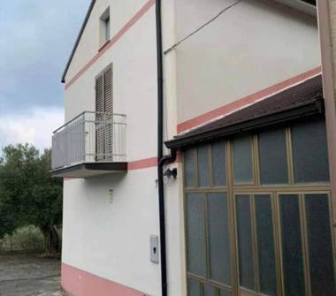 Casa indipendente in vendita a Lago (Cosenza)