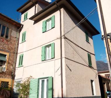 Casa indipendente in vendita a Camaiore (Lucca)