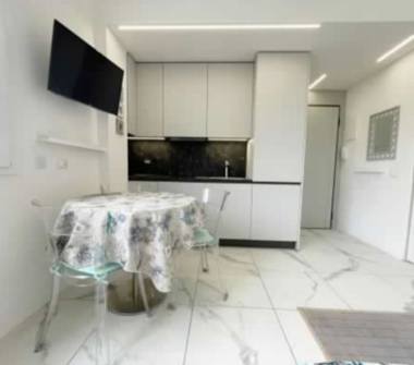 Affitto Appartamento Vacanze a Riccione (Rimini), Viale dante 3