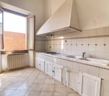 Quadrilocale in vendita a Firenze, Zona Alberti, Via Orcagna 20