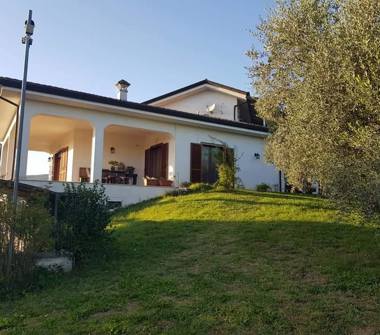Villa in vendita a Isola del Liri (Frosinone)